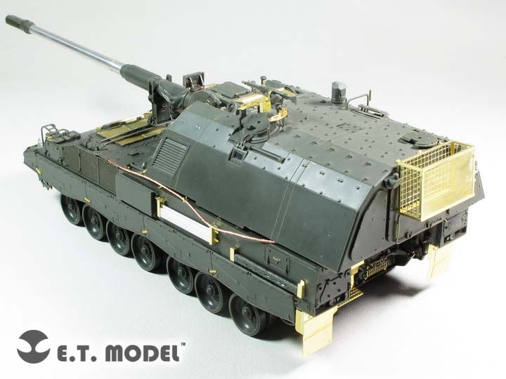 E.T. Model 1:35 German Panzerhaubitze 2000 Self-Propelled Howitzer Detail Set