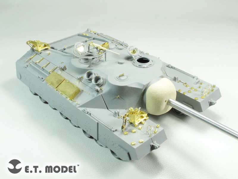 E.T. Model 1:35 US ARMY T28 Super Heavy Tank Detail Set