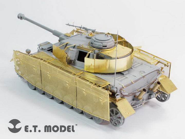 E.T. Model 1:35 WWII German Pz.Kpfw.IV Ausf.J Schurzen(Late version)