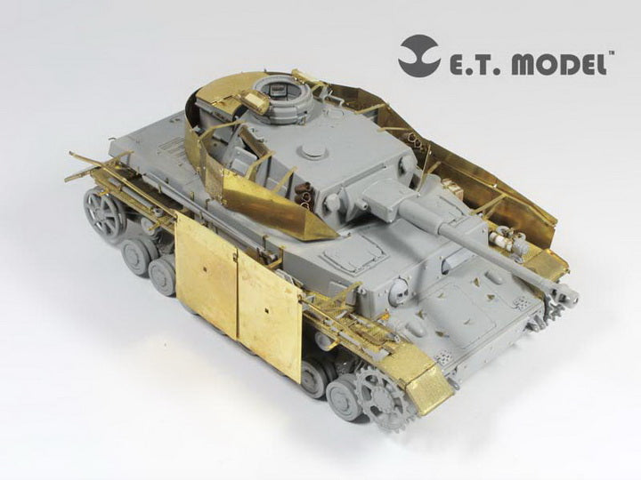 E.T. Model 1:35 WWII German Pz.Kpfw.IV Ausf.G Apr-May 1943 Production Schurzen