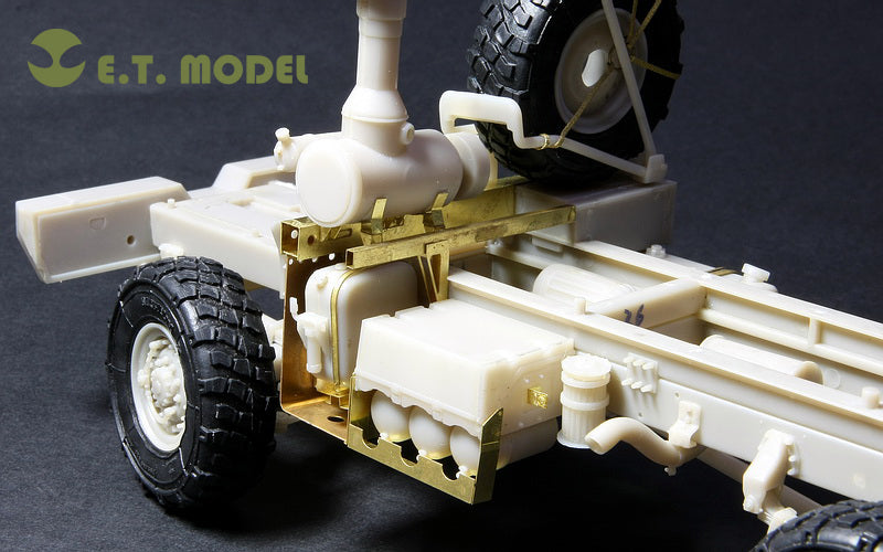 E.T. Model 1:35 Modern US M1078 LMTV Detail Set