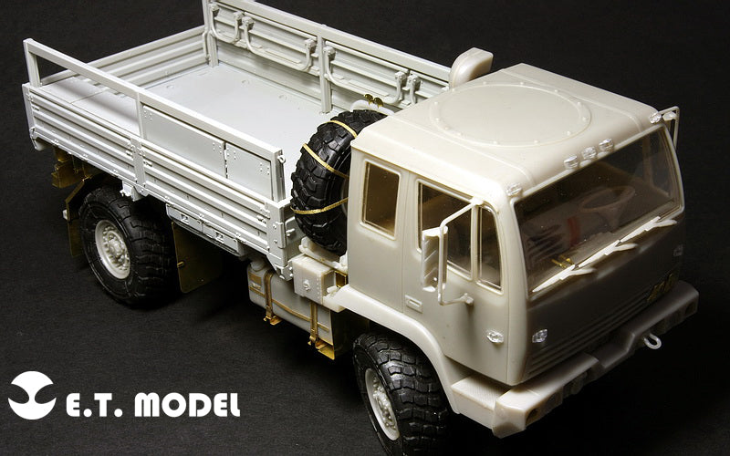 E.T. Model 1:35 Modern US M1078 LMTV Detail Set