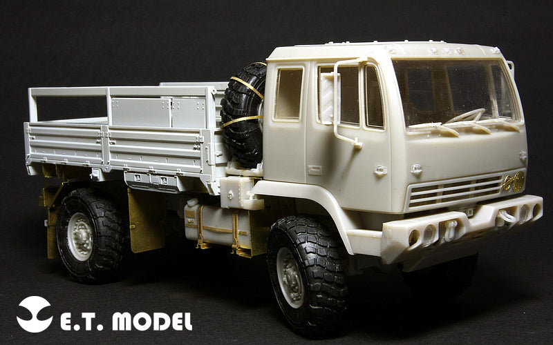 E.T. Model 1:35 Modern US M1078 LMTV Detail Set