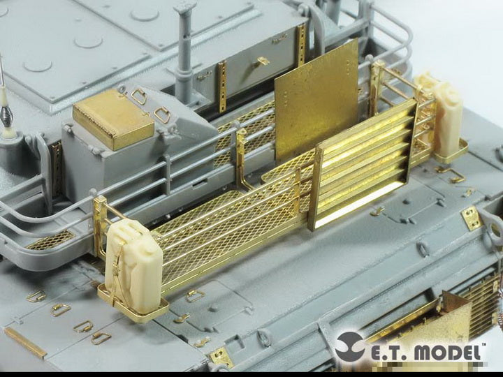 E.T. Model 1:35 Modern US Army M1A1/A2 Bustle Rack Extension