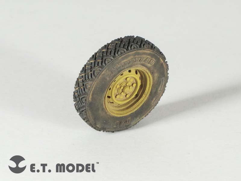 E.T. Model 1:35 Defender XD 'Wolf' W.M.I.K Weighted Road Wheels(G90)Type.1