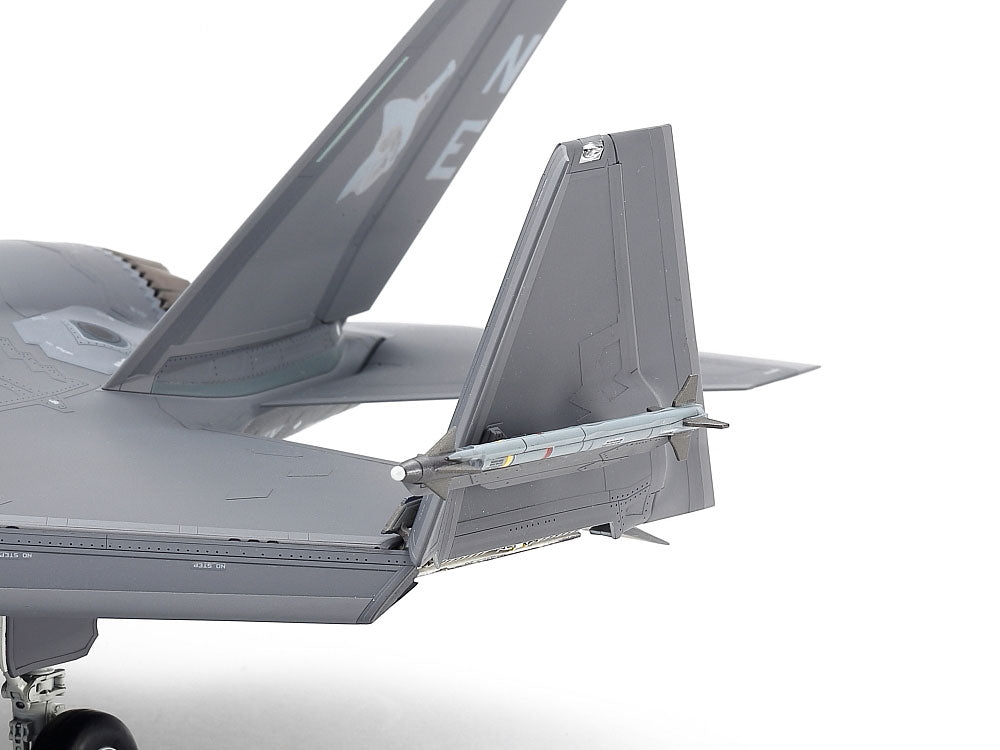 Tamiya 1:48 Lockheed Martin  F-35C Lightning II