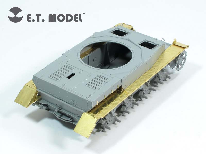 E.T. Model 1:35 WWII German Pz.Kpfw.IV Ausf.J Lastest Production Fenders