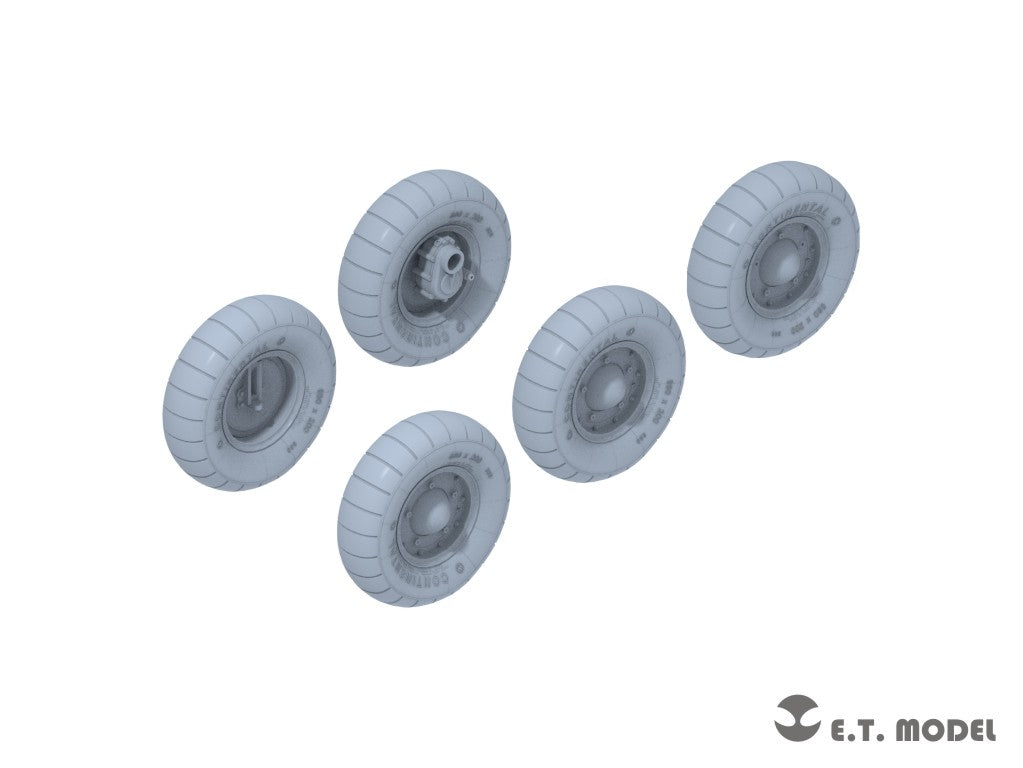 E.T. Model 1/35 WWII German Kübelwagen Type82 Sagged wheels(Balloon tyre)