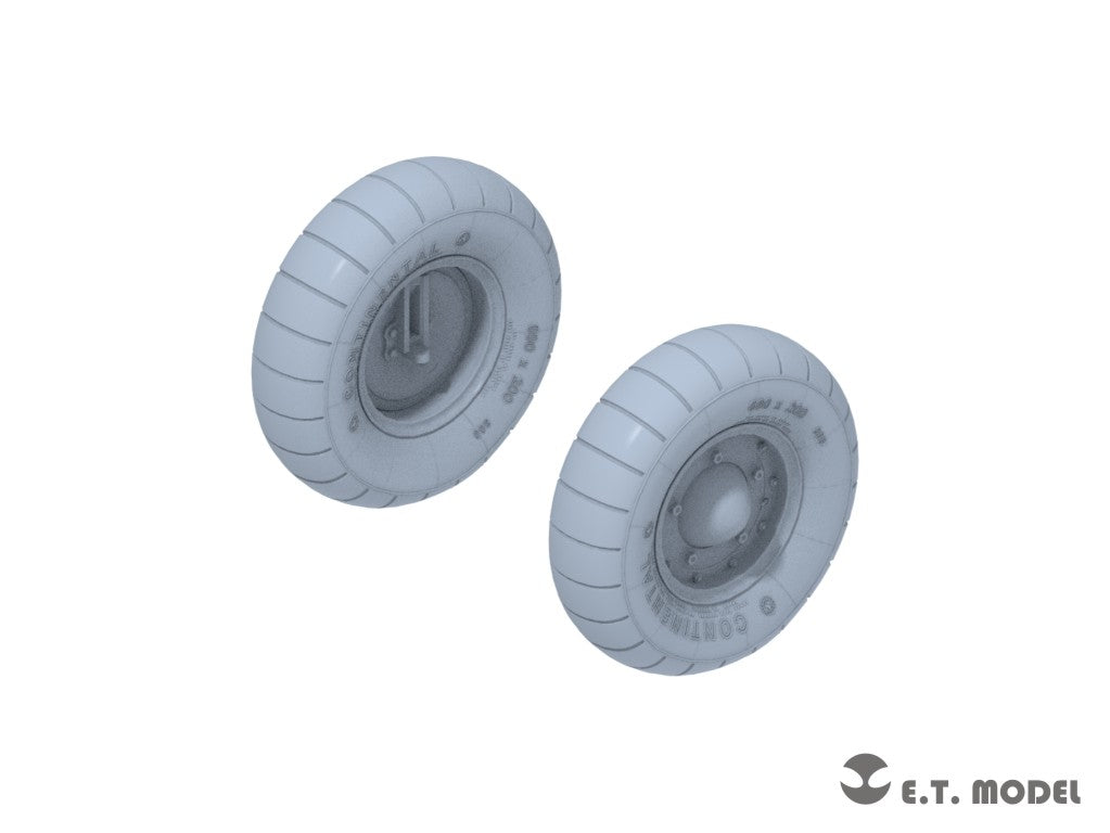 E.T. Model 1/35 WWII German Kübelwagen Type82 Sagged wheels(Balloon tyre)