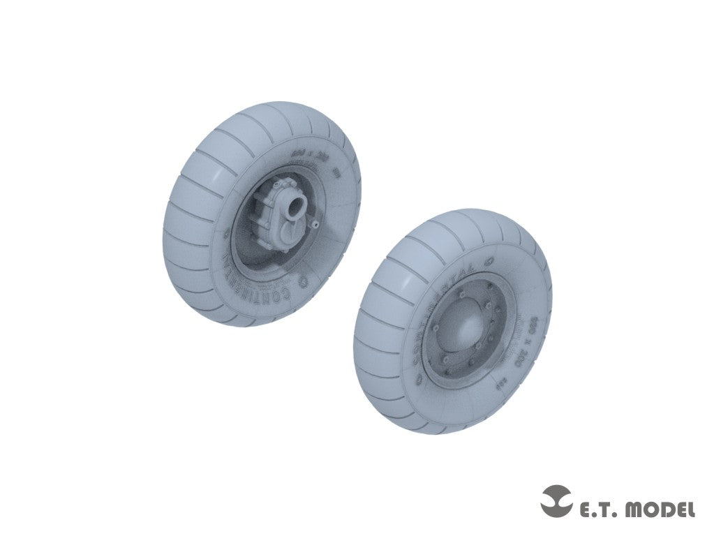 E.T. Model 1/35 WWII German Kübelwagen Type82 Sagged wheels(Balloon tyre)