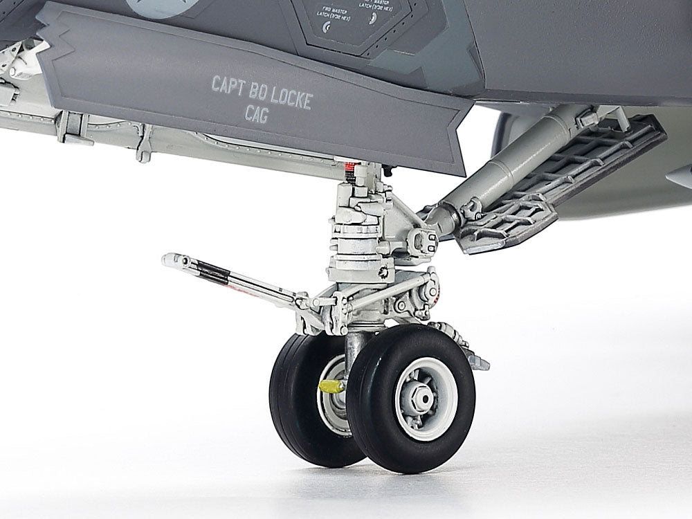 Tamiya 1:48 Lockheed Martin  F-35C Lightning II