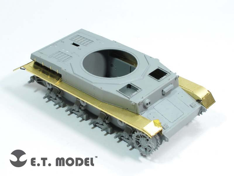 E.T. Model 1:35 WWII German Pz.Kpfw.IV Ausf.J Lastest Production Fenders