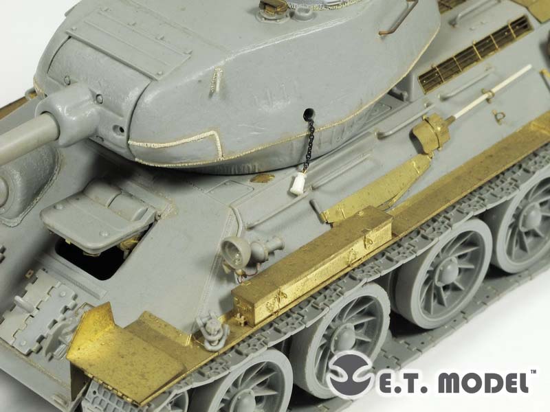 E.T. Model 1:35 WWII Soviet T-34/85 Basic Detail Set