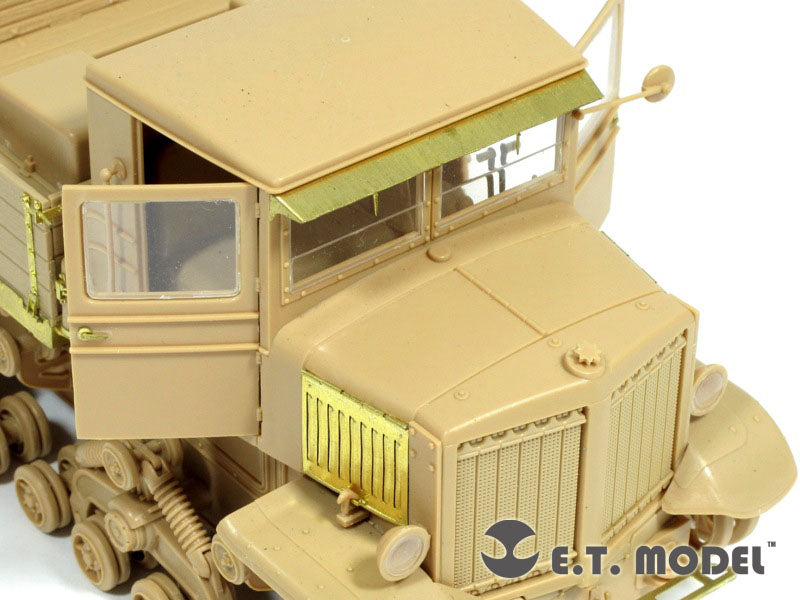 E.T. Model 1:35 WWII Soviet Voroshilovets Tractor Detail Set