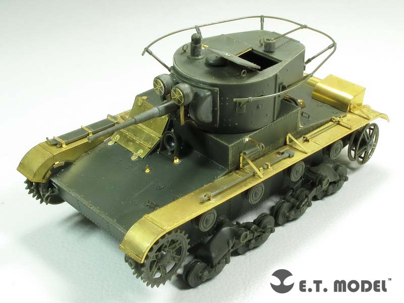 E.T. Model 1:35 Soviet T-26 Light Tank Mod.1935