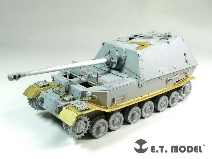 E.T. Model 1:35 WWII German Ferdinand Schwerer Jagdpanzer Basic Detail Set