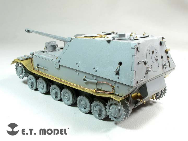 E.T. Model 1:35 WWII German Ferdinand Schwerer Jagdpanzer Basic Detail Set