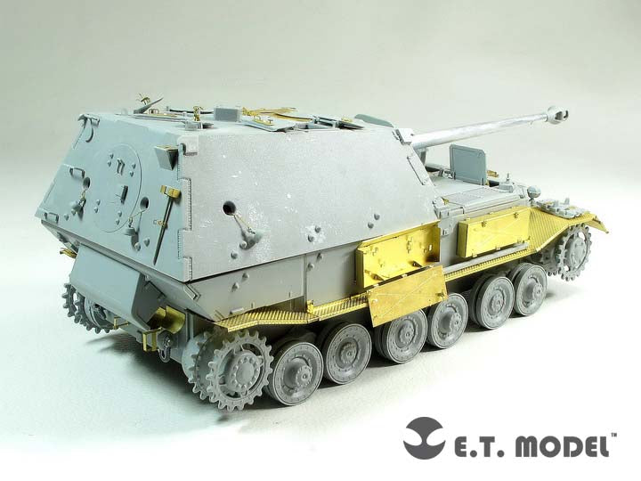 E.T. Model 1:35 WWII German Ferdinand Schwerer Jagdpanzer Basic Detail Set