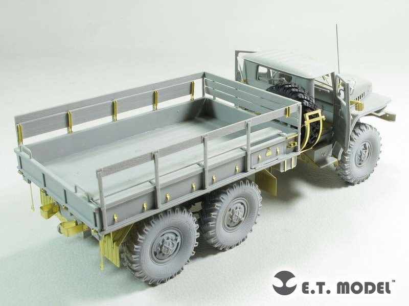 E.T. Model 1:35 Russian URAL-4320 Truck Detail Set