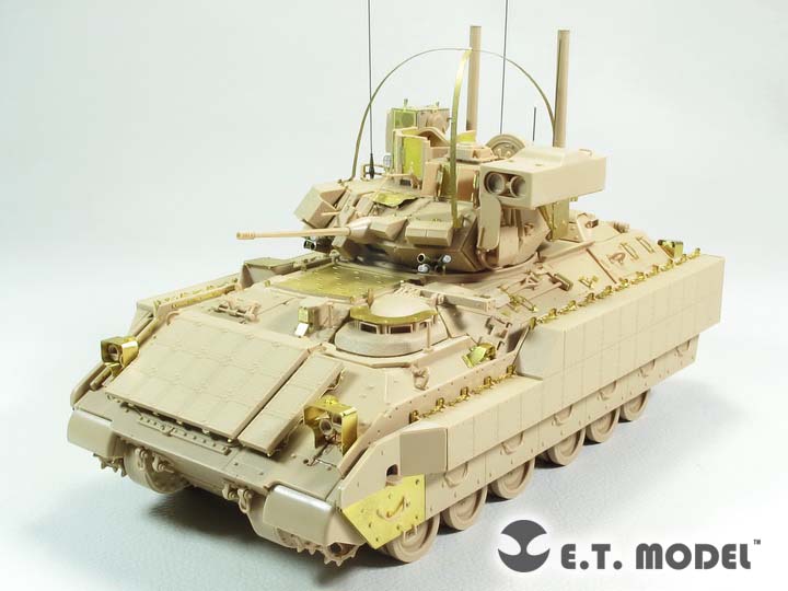 E.T. Model 1:35 US Army M3A3 BRADLEY w/BUSK III IFV Detail Set