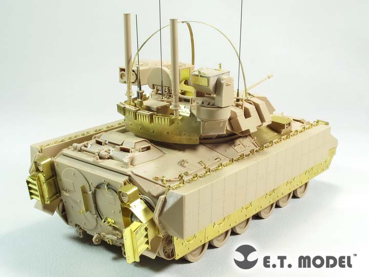 E.T. Model 1:35 US Army M3A3 BRADLEY w/BUSK III IFV Detail Set