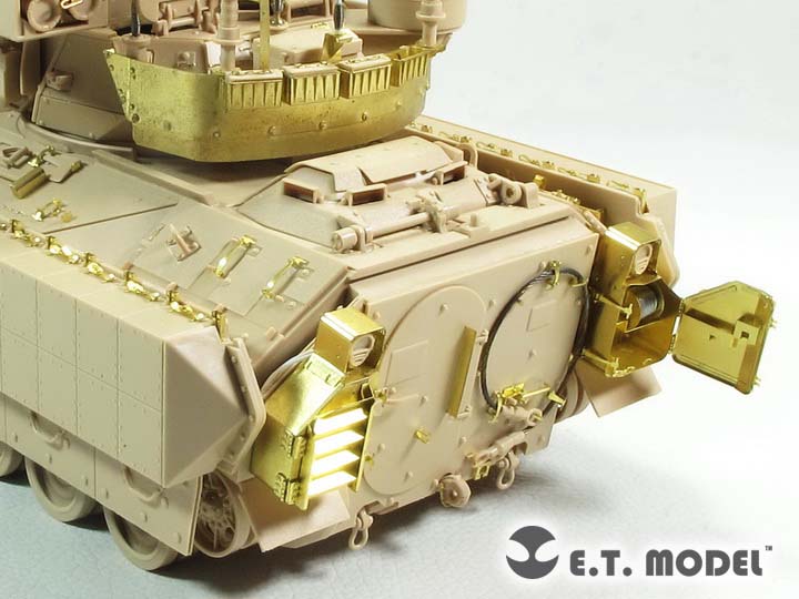 E.T. Model 1:35 US Army M3A3 BRADLEY w/BUSK III IFV Detail Set