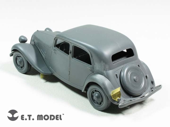 E.T. Model 1:35 WWII CITROEN Traction 11CV Staff Car Detail Set