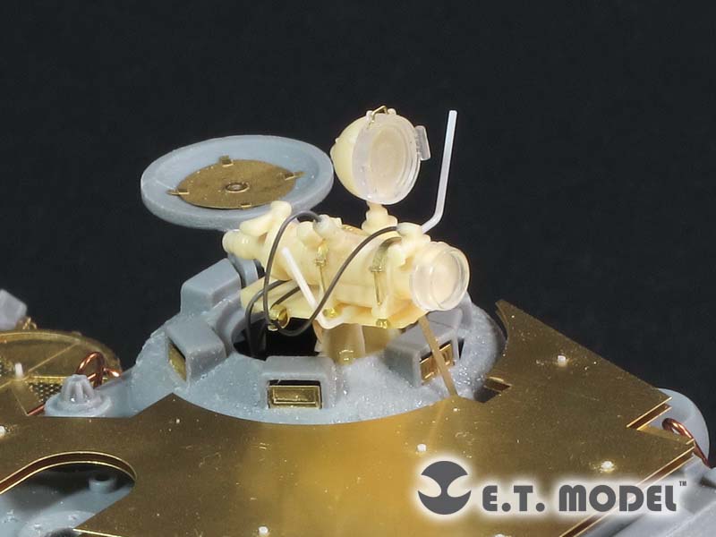 E.T. Model 1:35 WWII German Infrared Night-Vision Devices Infrarot-Scheinwerfer Type.2