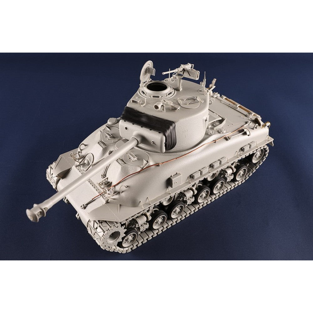 I Love Kit 1/16 M4A1E8 Medium Tank Plastic Model Kit