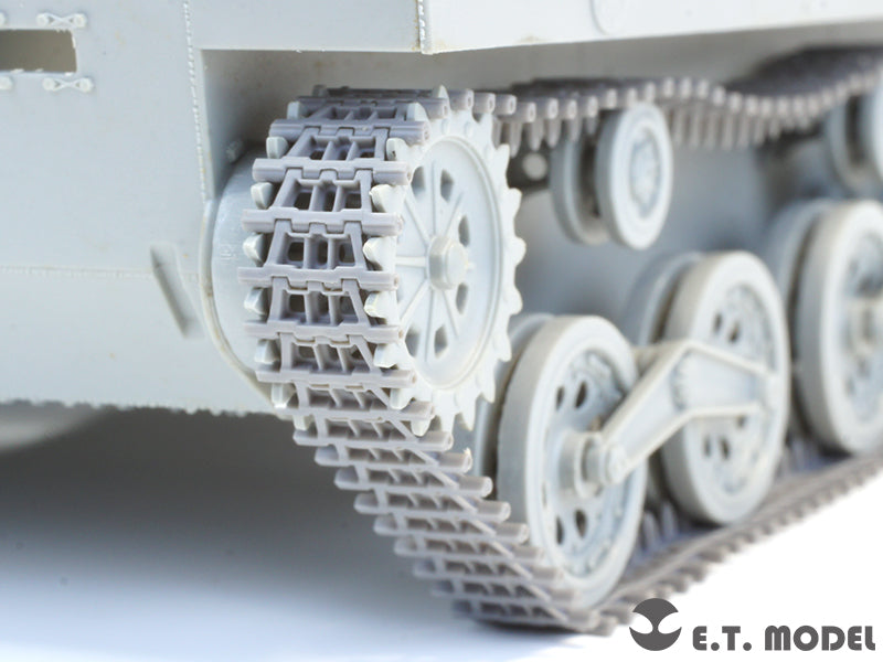 E.T. Model 1/35 IJN Special Type 2 Launch “Ka-Mi” Amphibious Tank Workable Track