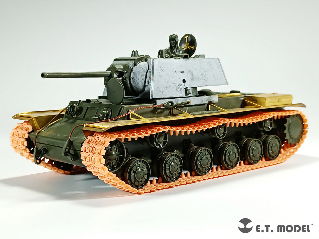 E.T. Model 1/35 Russian KV-1/2 Heavy Tank （700mm Early version) Workable Track