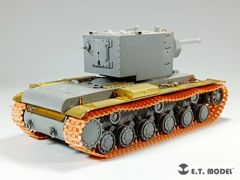 E.T. Model 1/35 Russian KV-1/2 Heavy Tank （700mm Early version) Workable Track