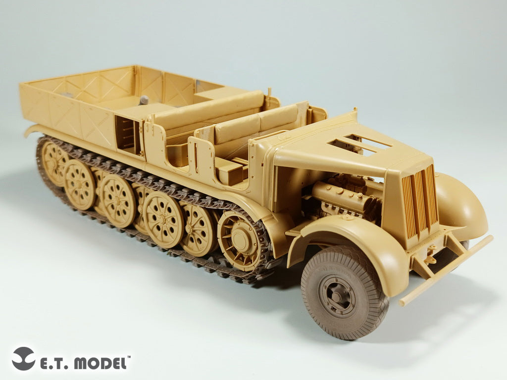 E.T. Model 1/35 WWII German Sd.Kfz.9 18t FAMO Sagged front wheels and Workable Track