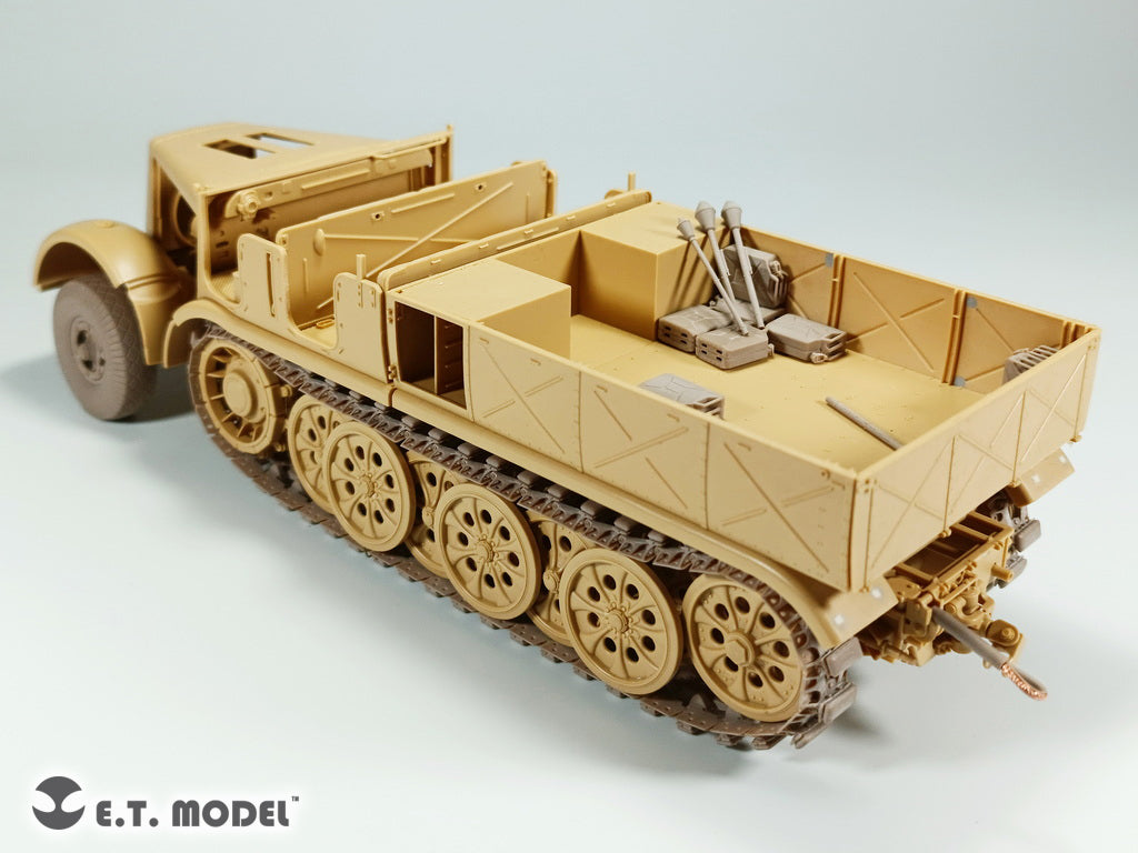 E.T. Model 1/35 WWII German Sd.Kfz.9 18t FAMO Sagged front wheels and Workable Track