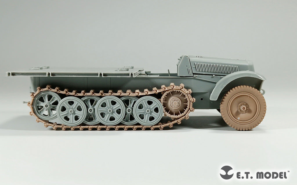 E.T. Model 1/35 WWII German Sd.kfz.250/Sd.kfz.10 Sprockets & Track links