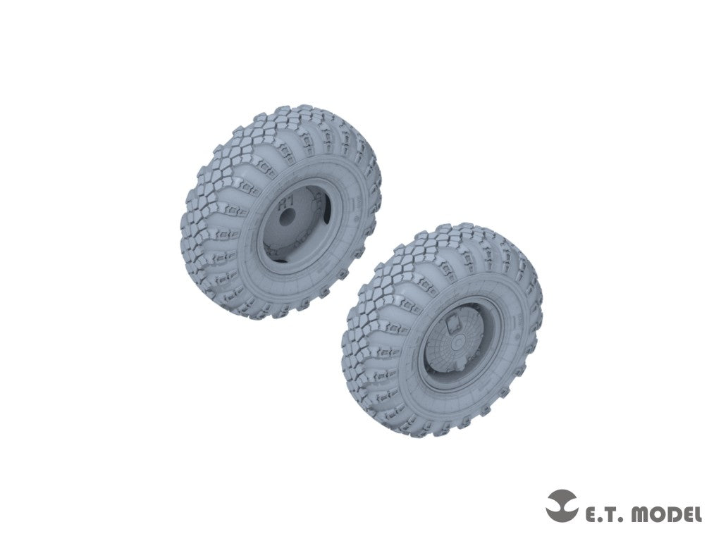 E.T. Model 1/35 Russian BTR-80/80A APC Sagged wheels(Wide)