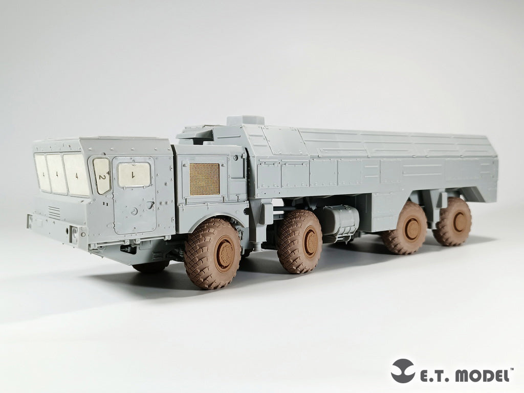 E.T. Model 1/35 Russian Ballistic Missile System “ISKANDER-M” Sagged Wheels