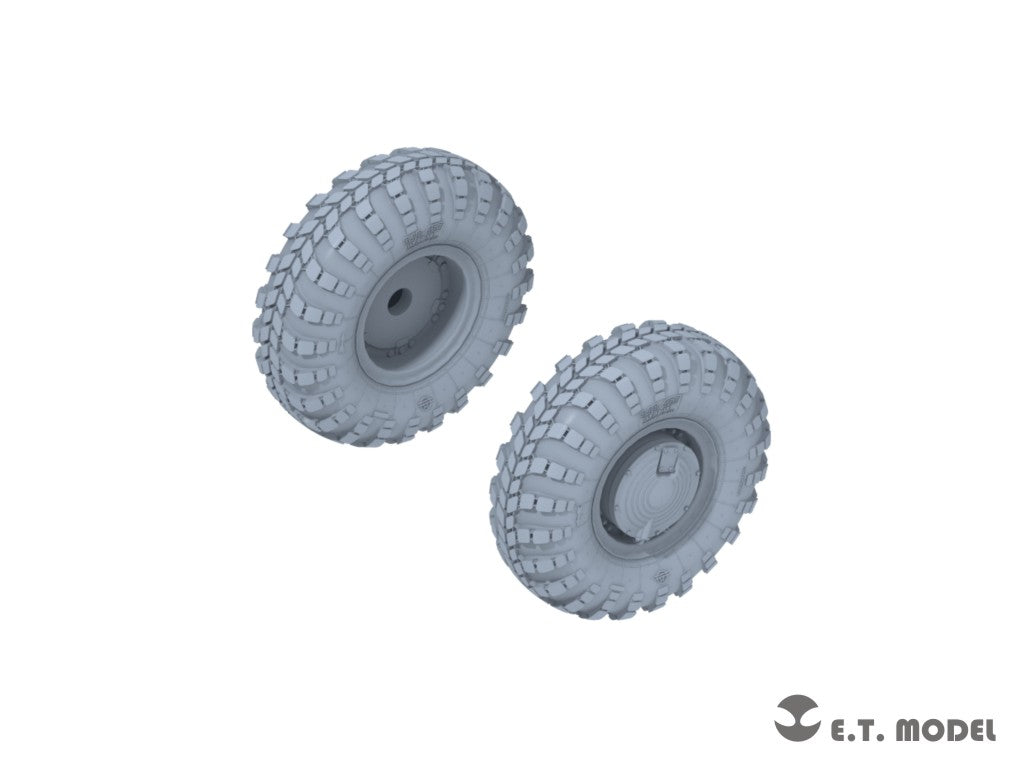 E.T. Model 1/35 Russian BTR-70 APC Sagged Wheels