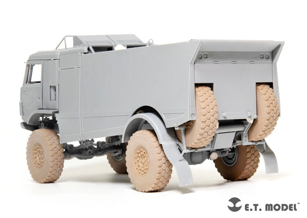 E.T. Model 1/35 KAMAZ-43509 Truck Sagged wheels & Spare Wheels