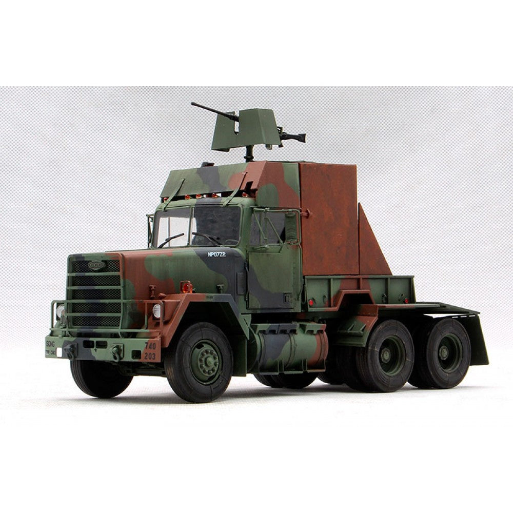 Trumpeter 1/35 M915 Gun Truck Plastic Model Kit