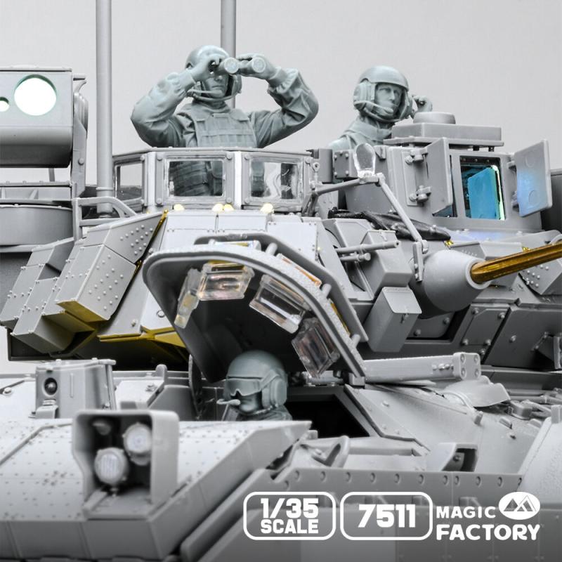 Magic Factory 1/35 Modern U.S. Army Combat Vehicle Crew Set (2020s) Plastic Model Kit