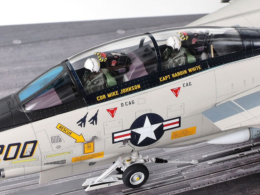 Tamiya 1/48 Grumman F-14A Tomcat (Late Model) Carrier Launch Set