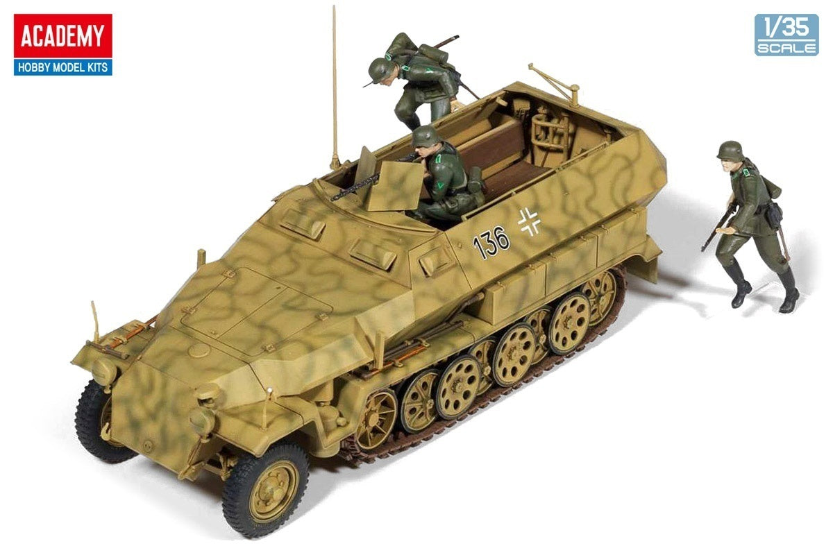 Academy 1/35 German Sd.kfz.251 Ausf.C Plastic Model Kit