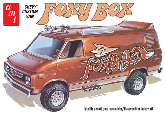 AMT 1/25 1975 Chevy Van "Foxy Box" Plastic Model Kit