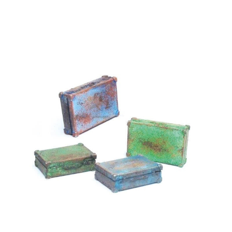 Vallejo Metal Suitcases Diorama Accessory