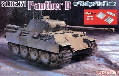 Dragon 1/35 Panther D w/"Stadtgas" Fuel Tanks (Magic Track included) Plastic Model Kit