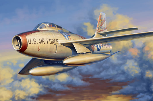 HobbyBoss 1/48 F-84F Thunderstreak Plastic Model Kit