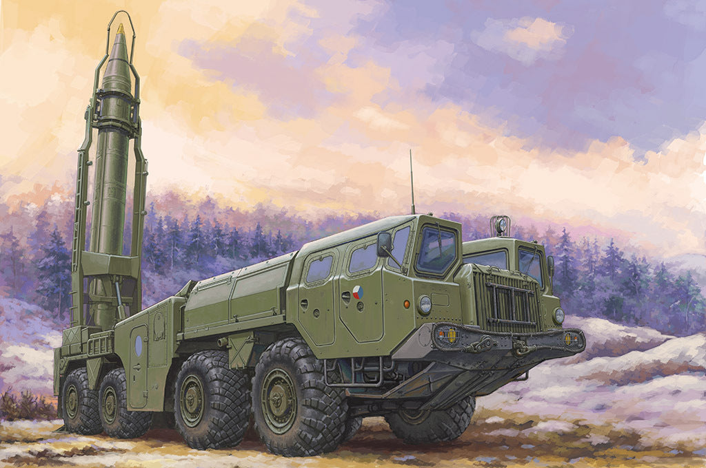 HobbyBoss 1/72 Soviet (9P117M1) Launcher w/ R17 Rocket 9K72 Missile Complex "Elbrus" Scud B