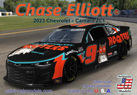 Salvinos J R 1/24 Hendrick Motorsports Chase Elliott 2023 Camaro Hooters Plastic Model Kit